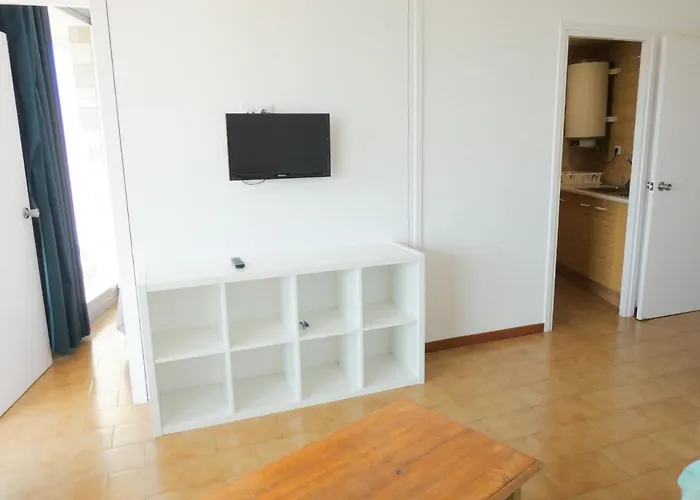 Apartment Bora 4-b Roses